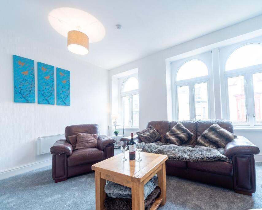 Mumbles View - Free Parking Apartment Oystermouth Exterior photo